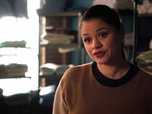 Replay Charmed - S04 E05 - La Communauté du Sandwich Voyageur