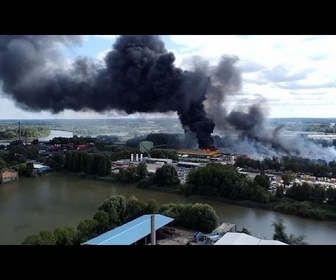 Replay Un incendie majeur dans le port de Hambourg fait six blessés