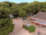 Replay Camping paradis - Coup de théâtre au camping (Partie 1)
