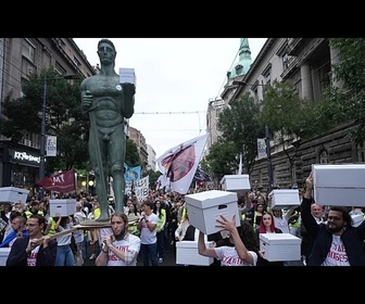 Replay En Serbie, les étudiants lancent leur liste face au pouvoir Vučić