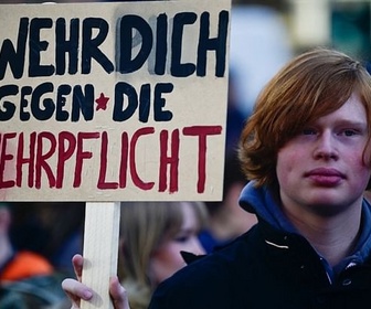 Replay ARTE Journal - En Allemagne, les jeunes mobilisés contre le service militaire