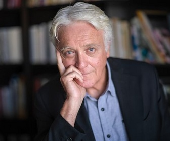 Replay 28 minutes - Un homme de paix dans un monde en guerre