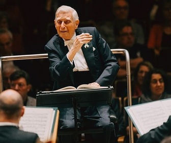 Replay Anton Bruckner - Blomstedt dirige Bruckner