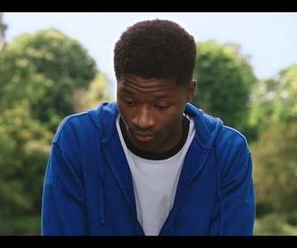 Replay Maison de retraite, la série - S01 E06 - La crise de la double quarantaine