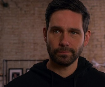 Replay Leverage : Redemption - S01 E10 - Le coup de la ruche