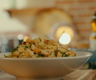 Replay Petits Plats en équilibre - Salade de mogette, roquette, pesto et croûtons