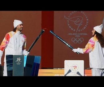 Replay Jeux olympiques d'hiver : le parcours de la flamme olympique autour de l'Italie commence