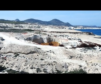 Replay Milos en danger : le tourisme et l'absence de protection détruisent le littoral