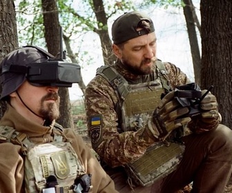 Replay Ukraine : la guerre des drones - ARTE Regards