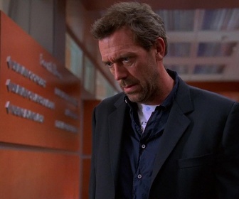 Replay Dr House - S02 E11 - Désirs illusoires