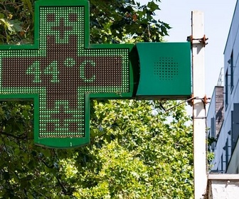 Replay 28 minutes - Des scientifiques réclament une loi d'urgence climatique