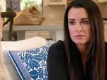 Replay Les real housewives de Beverly Hills - S3 E15 - Les housewives à Paris 1/2