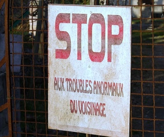 Replay Guerre des voisins : ma vie est un enfer - S1E1 - Droit de passage