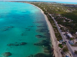 Replay Un jour ailleurs - Oman / Îles Turks et Caïques / Yucatan