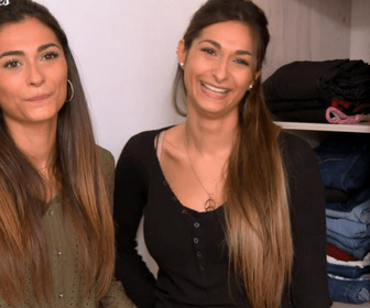 Replay Les reines du shopping - J1 : Spéciale jumelles - Créer un look tendance avec un haut à motif