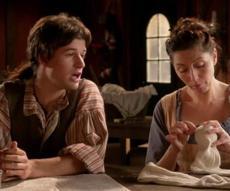 Replay La petite histoire de France - Envie pressante / Leçon de code / La win niveroise