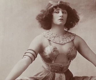 Replay Invitation au voyage - 09/12/2025 - Les amours en herbe de Colette en Bretagne