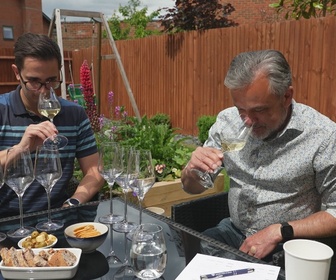 Replay ARTE Regards - Champagne : les Anglais attaquent