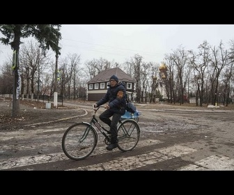 Replay Pokrovsk : les derniers récalcitrants refusent de quitter la ville fantôme assiégée par les Russes