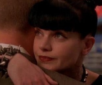 Replay NCIS - S3 E17 - Prédateur