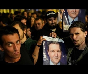 Replay Roumanie : première mission du nouveau président Nicușor Dan, réconcilier le pays