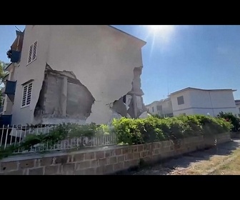 Replay Une vidéo montre les dégâts après un séisme près de Naples qui blesse 26 personnes
