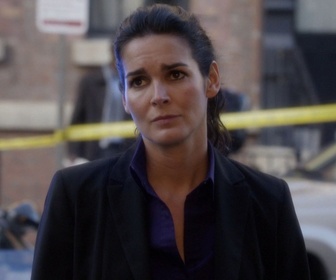 Replay Rizzoli & Isles: Autopsie d'un meurtre - S03 E04 - La maison des poupees