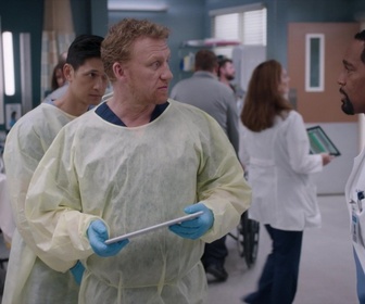 Replay Grey's anatomy - S21 E04 - La petite sœur