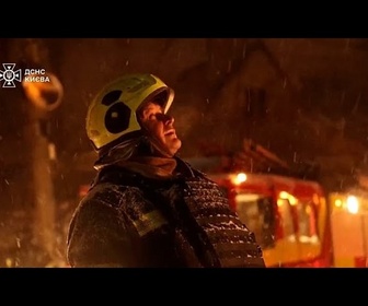 Replay Des drones russes frappent Kyiv, la capitale confrontée aux coupures de courant et au froid