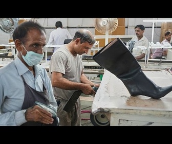 Replay Les droits de douane américains de 50 % sur les produits indiens entrent en vigueur ce mercredi