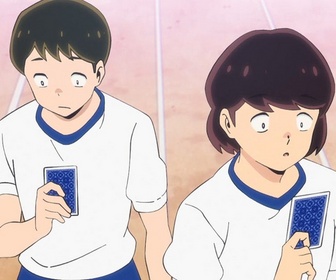 Replay Urusei Yatsura - S1 E8 - De nouvelles venues à deux doigts de la catastrophe - Un goûter d'adieu à deux doigts de la catastrophe