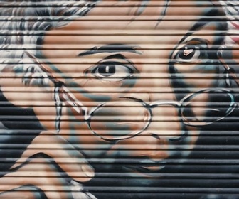 Replay Antifémina mais féministe - Gymnastique