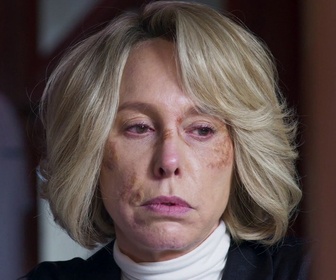 Replay Les riches pleurent aussi - S01 E54