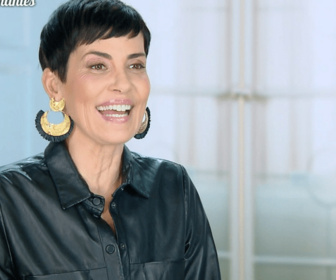 Replay Les reines du shopping - J5 : Branchée en pull