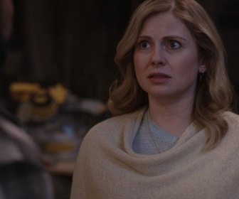 Replay Ghosts : Fantômes à la maison - S03 E05 - L'Associé invisible