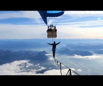 Replay Deux Allemands battent un nouveau record de slackline