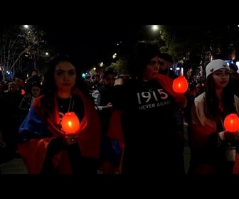 Replay À Erevan, une marche aux flambeaux rend hommage aux victimes du génocide arménien