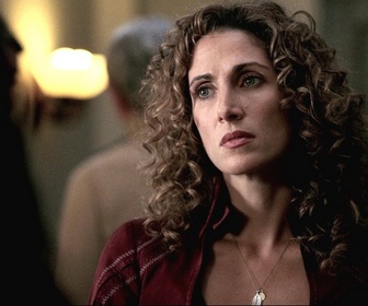 Replay Les experts : Manhattan - S02 E09 - Poupées cassées