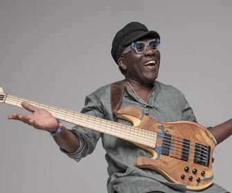 Replay Avec le Frankfurt Radio Big Band - Richard Bona