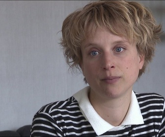 Replay Au nom de la vérité - S04 E98 - Une mystérieuse rencontre