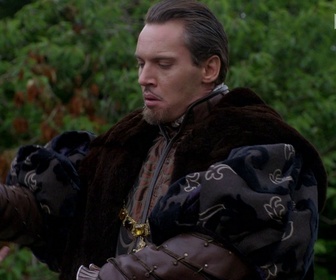 Replay Les Tudors - S04 E03 - Douce petite folle