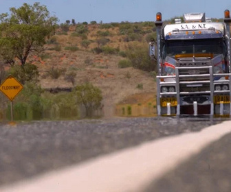 Replay Les routes de l'impossible - Australie, les rugissants du bush