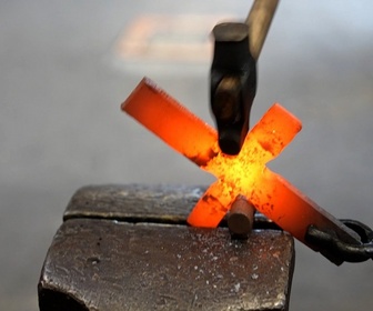 Replay Grands Reportages - Le nouveau souffle des vieux métiers