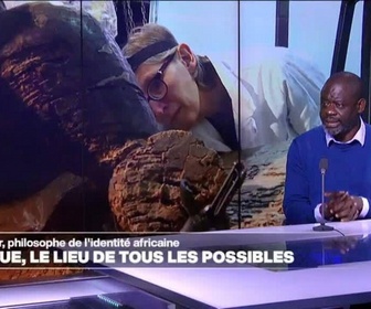 Replay Parlons-en, les invités - Felwine Sarr, philosophe de l'identité africaine