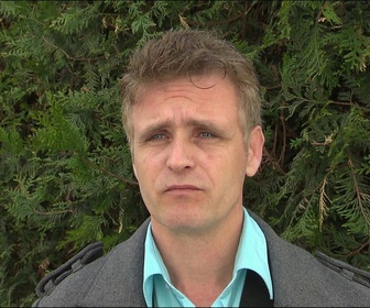 Replay Au nom de la vérité - S01 E31 - Double jeu