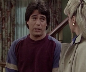 Replay Madame est servie - S01 E21 - Garder le sourire