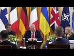 Replay Donald Trump a-t-il obligé les dirigeants européens à faire la queue devant son bureau ?