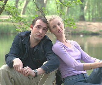 Replay Un gars, une fille - S2E57 - Se baladent (1)