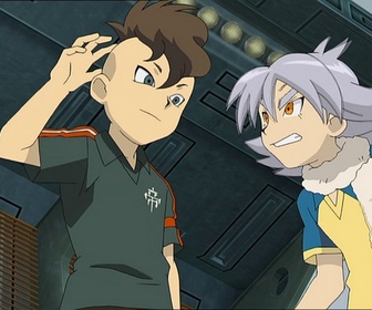 Replay Inazuma Eleven - S02 E12 - La contre-attaque de la Royal: deuxième partie