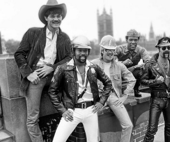 Replay Summer of - YMCA - L'histoire derrière Village People